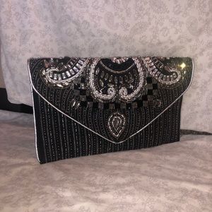 Beaded Flat Clutch
